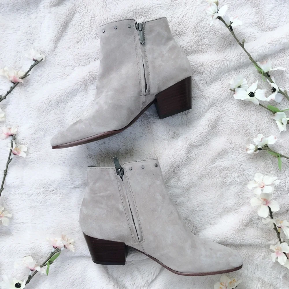 Sam Edelman | NWOT Rudie Studded Fringe Booties 7
